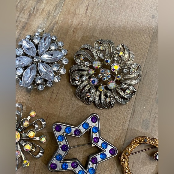6 fun unique rhinestone pearl silver gold brooches - Picture 8 of 11